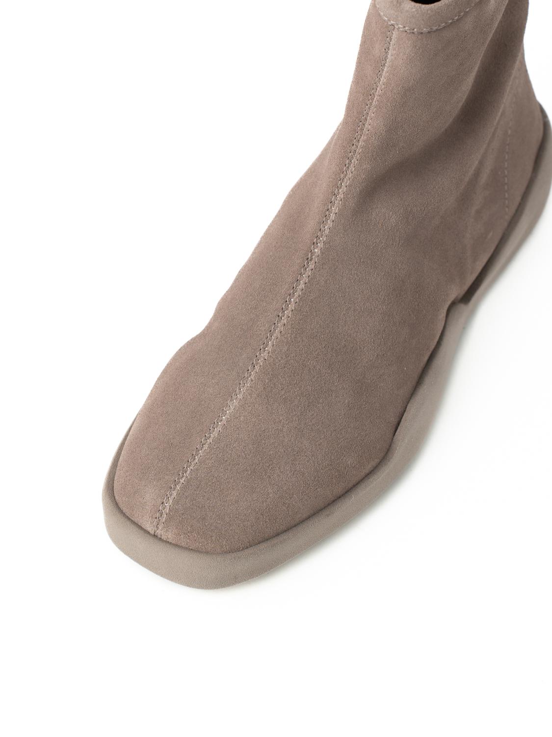 YUKA SUEDE TAUPE