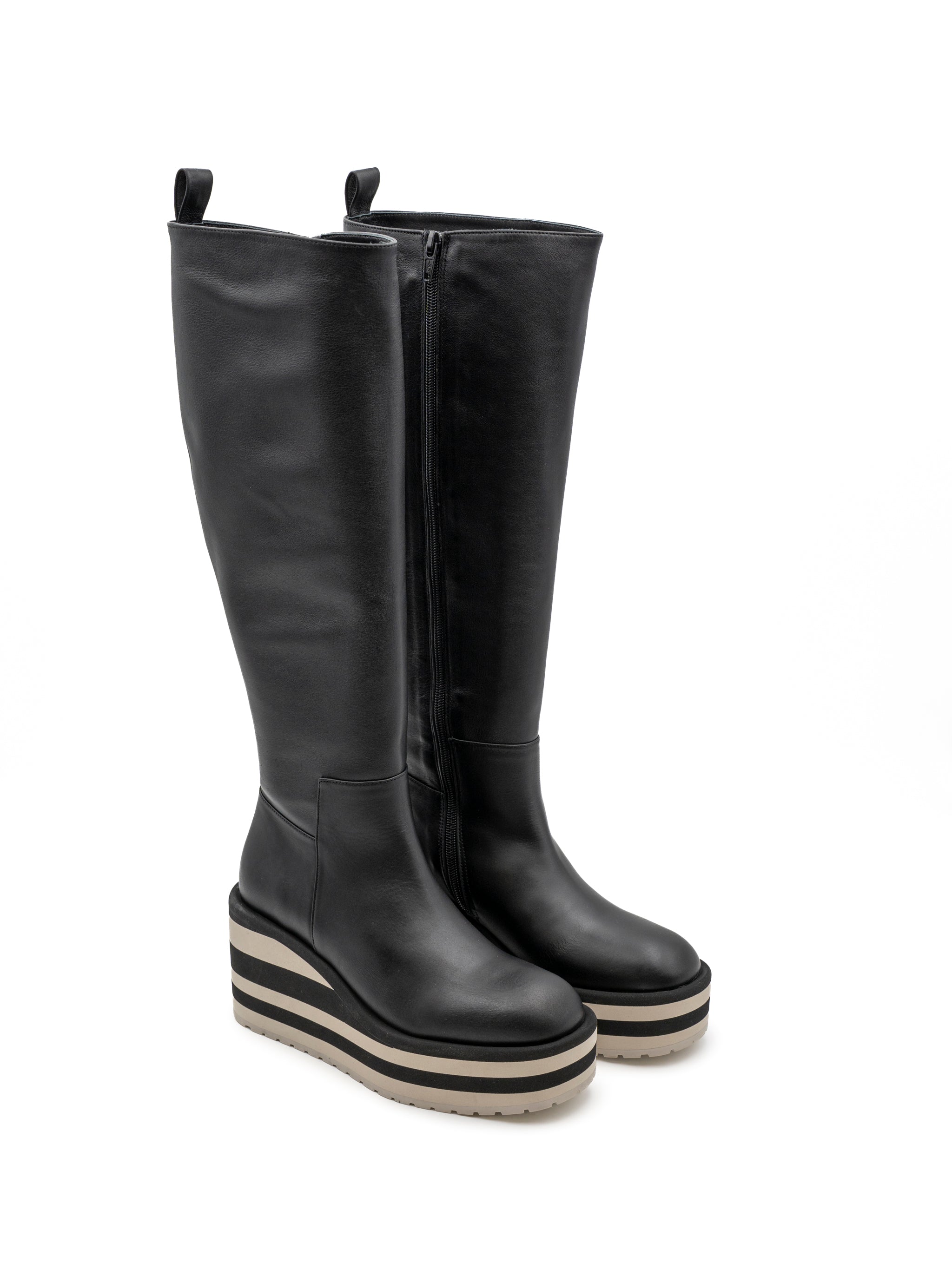 CLARA NAPPA BLACK