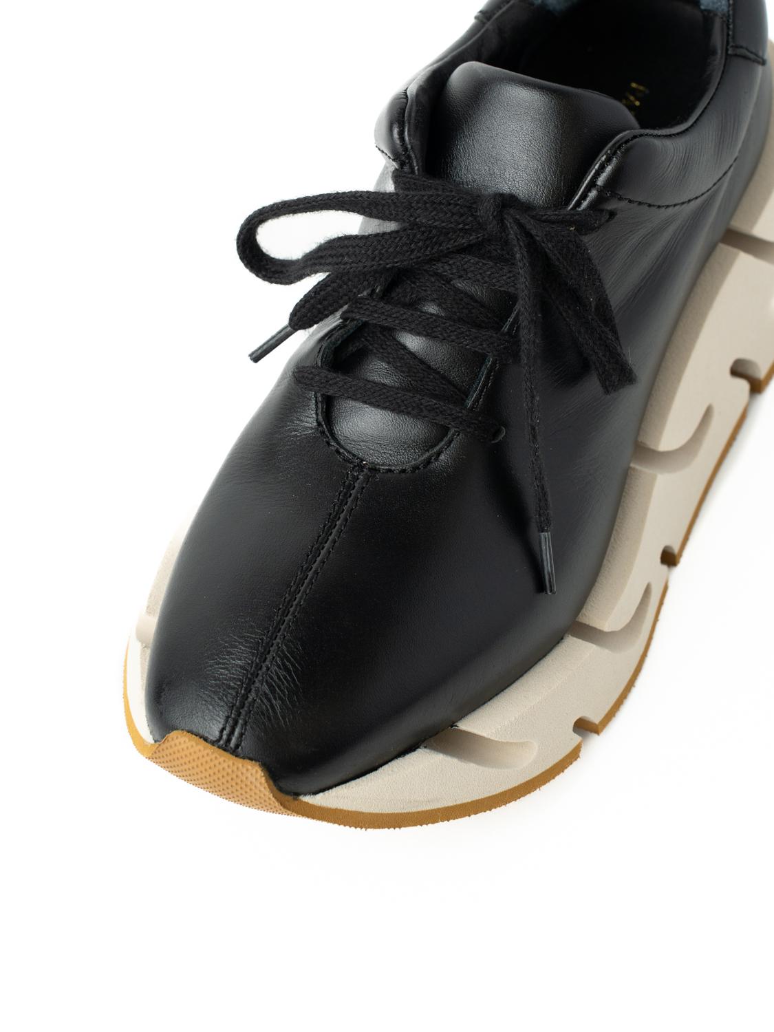 PIA NAPPA BLACK