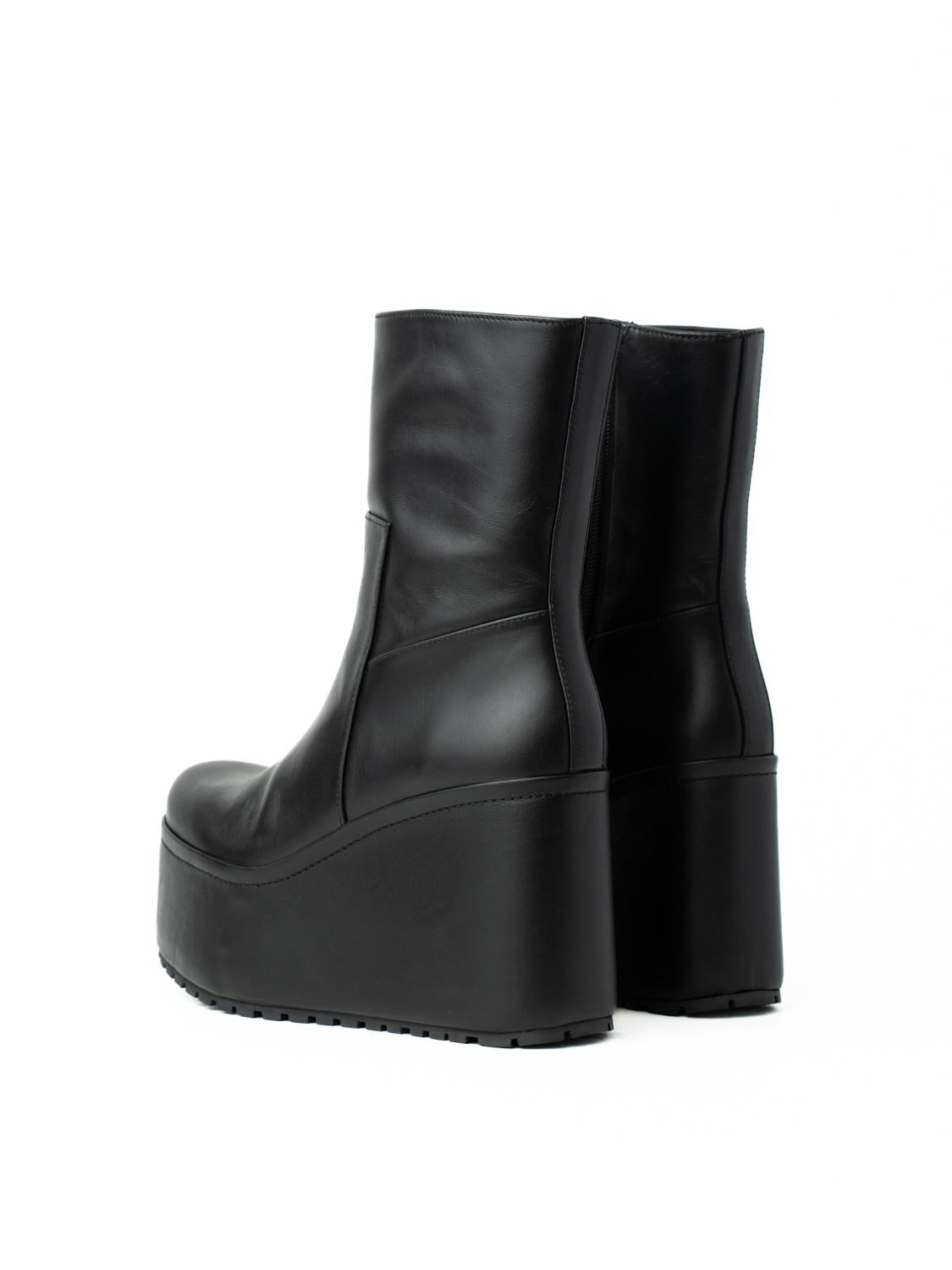 BLAIRE NAPPA BLACK