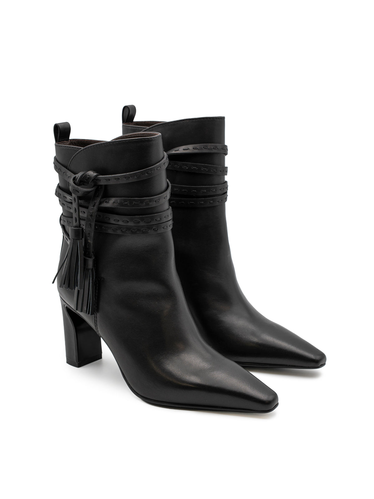 MAGGIE NAPPA BLACK