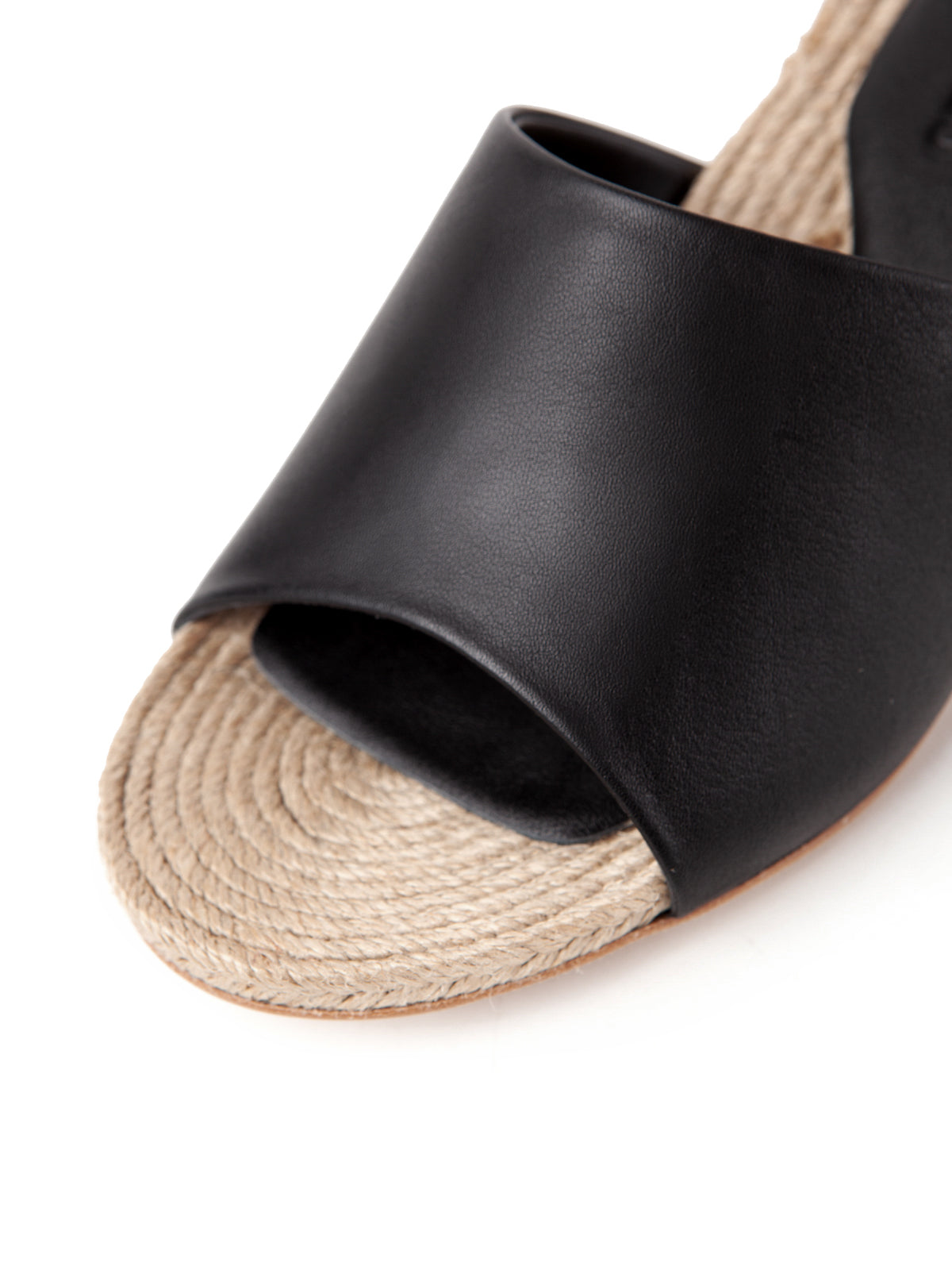 IDUN | NAPA BLACK