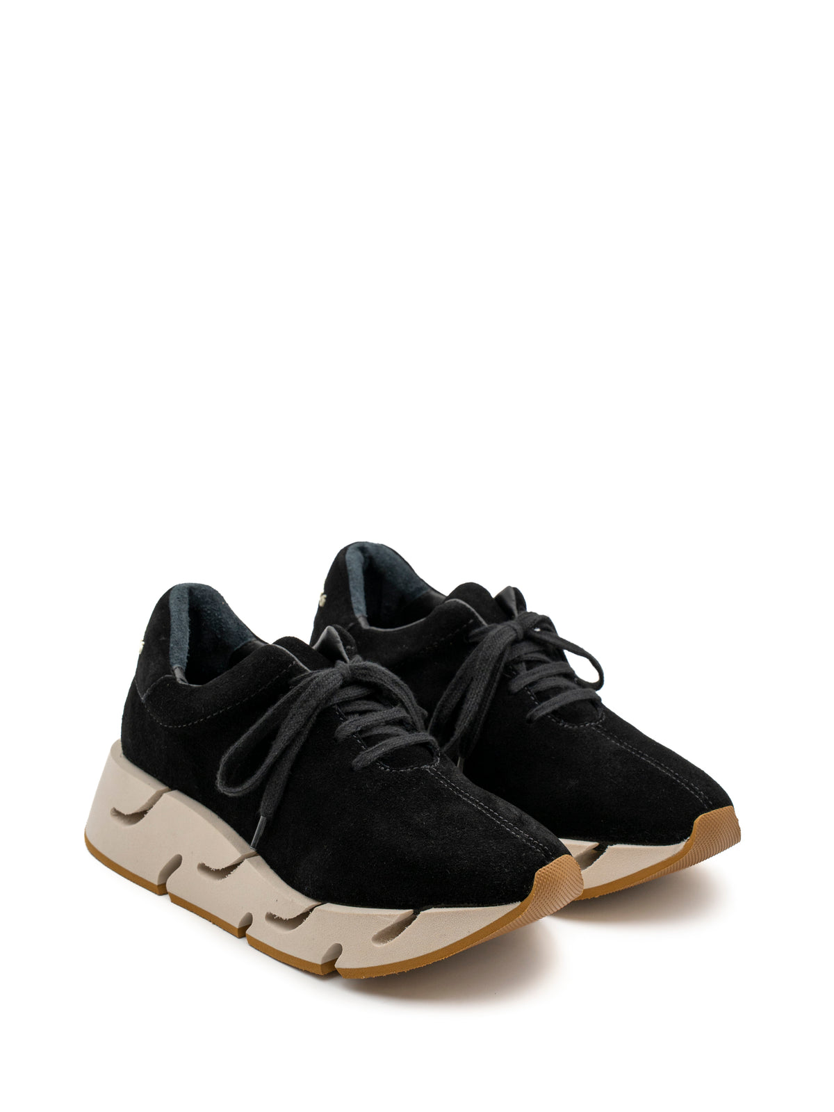 PIA SUEDE BLACK SOLE LATTE