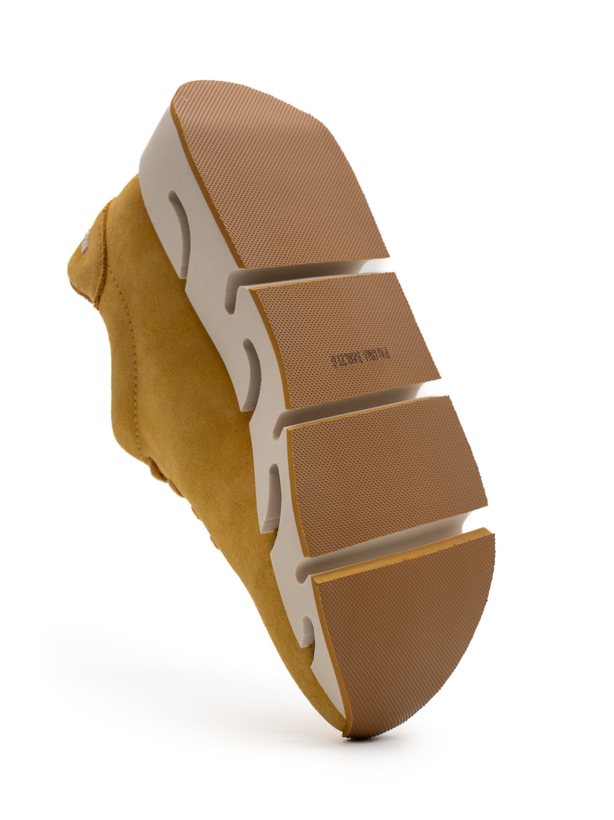 PIA SUEDE OCHRE