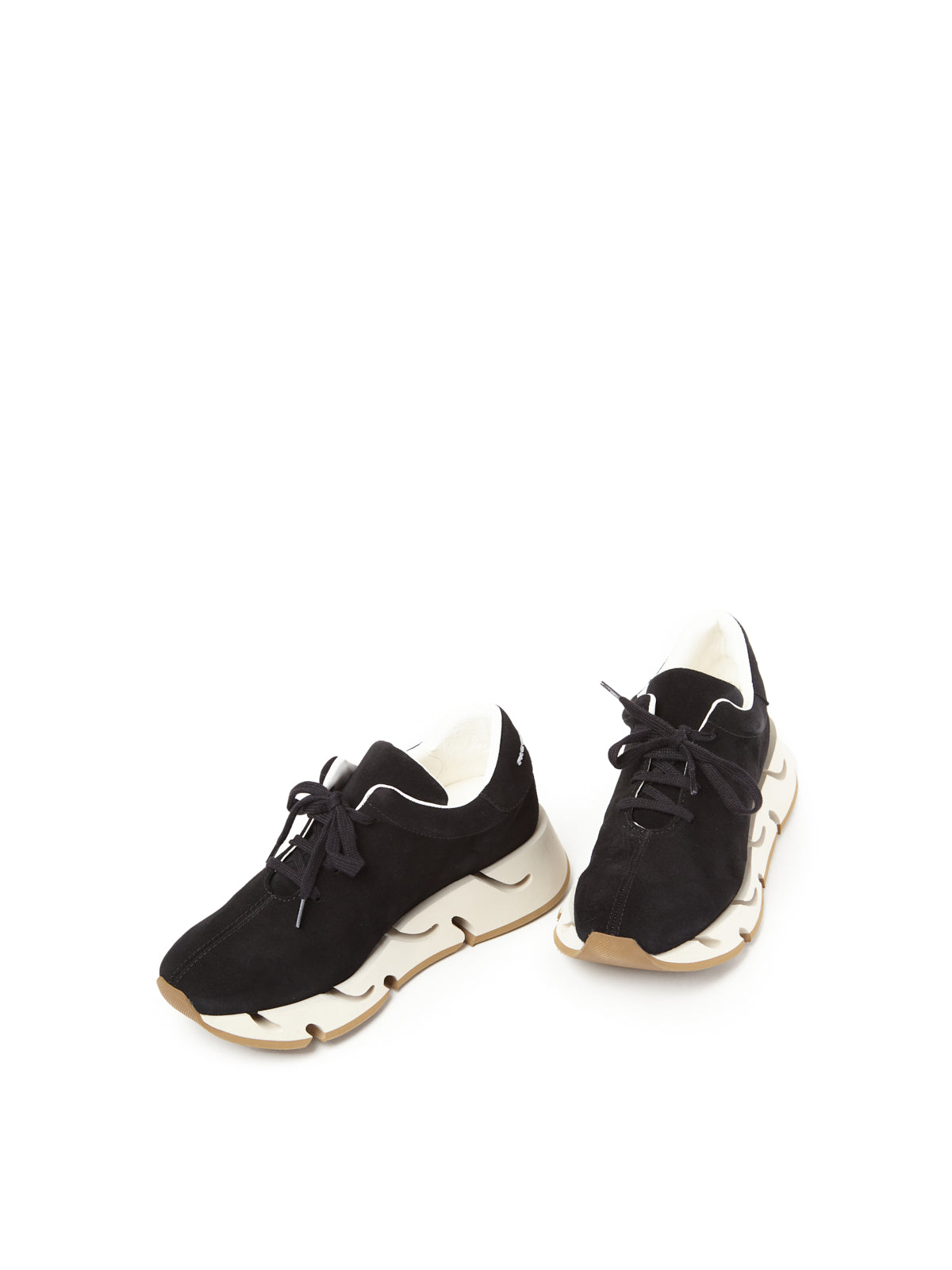PIA SUEDE BLACK SOLE LATTE